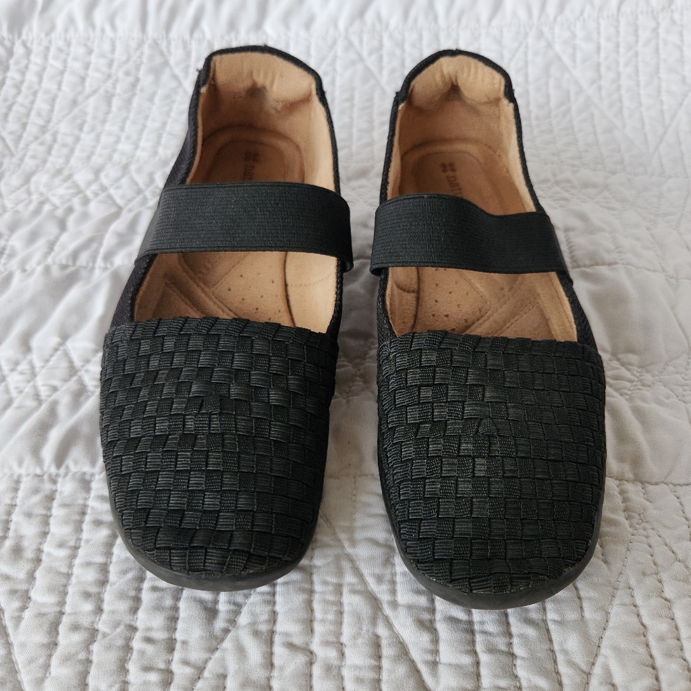 Naturalizer Black Woven Mary Jane Flats Size 6 Comfort Shoe Travel